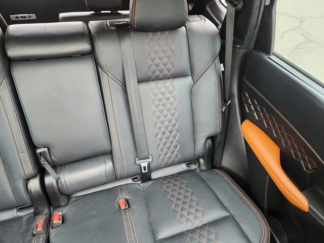 Used 2023 Mitsubishi Outlander SEL image 16