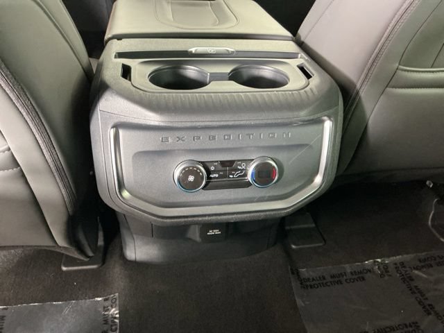 Certified 2025 Ford Expedition Active AWD/4WD image 31