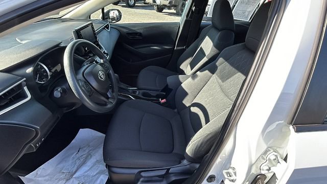 Used 2022 Toyota Corolla LE w/ Carpet Mat Package (TMS) image 16