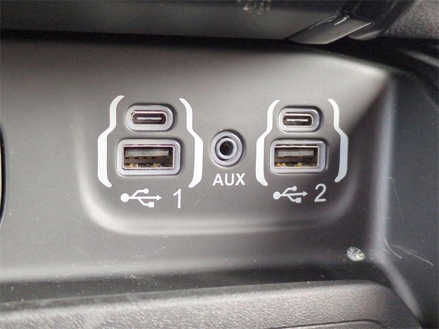 Used 2023 RAM 1500 Limited image 22