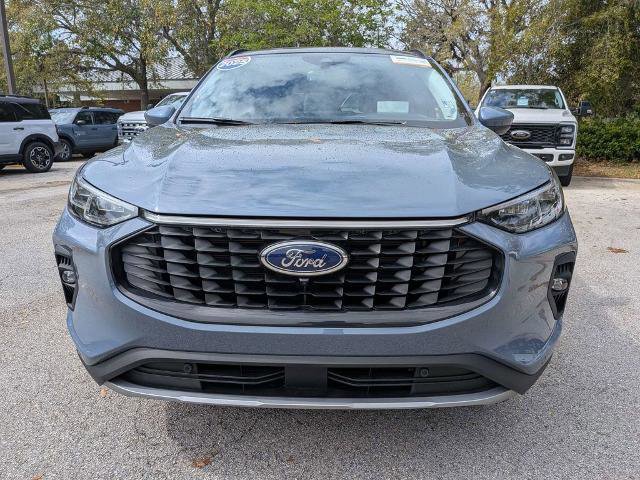 Certified 2025 Ford Escape SE w/ PHEV Premium Package image 7