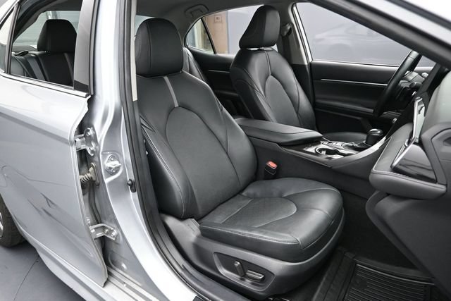 Used 2024 Toyota Camry XSE FWD image 29