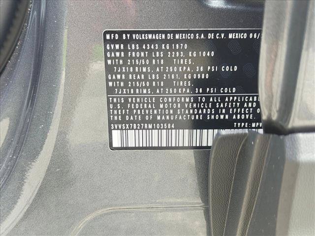 Used 2024 Volkswagen Taos SE FWD image 23