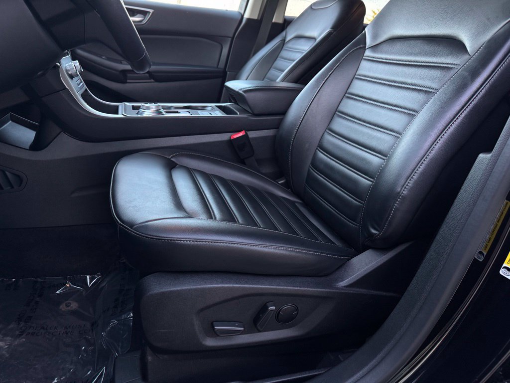 Certified 2023 Ford Edge SEL w/ Convenience Package AWD/4WD image 6