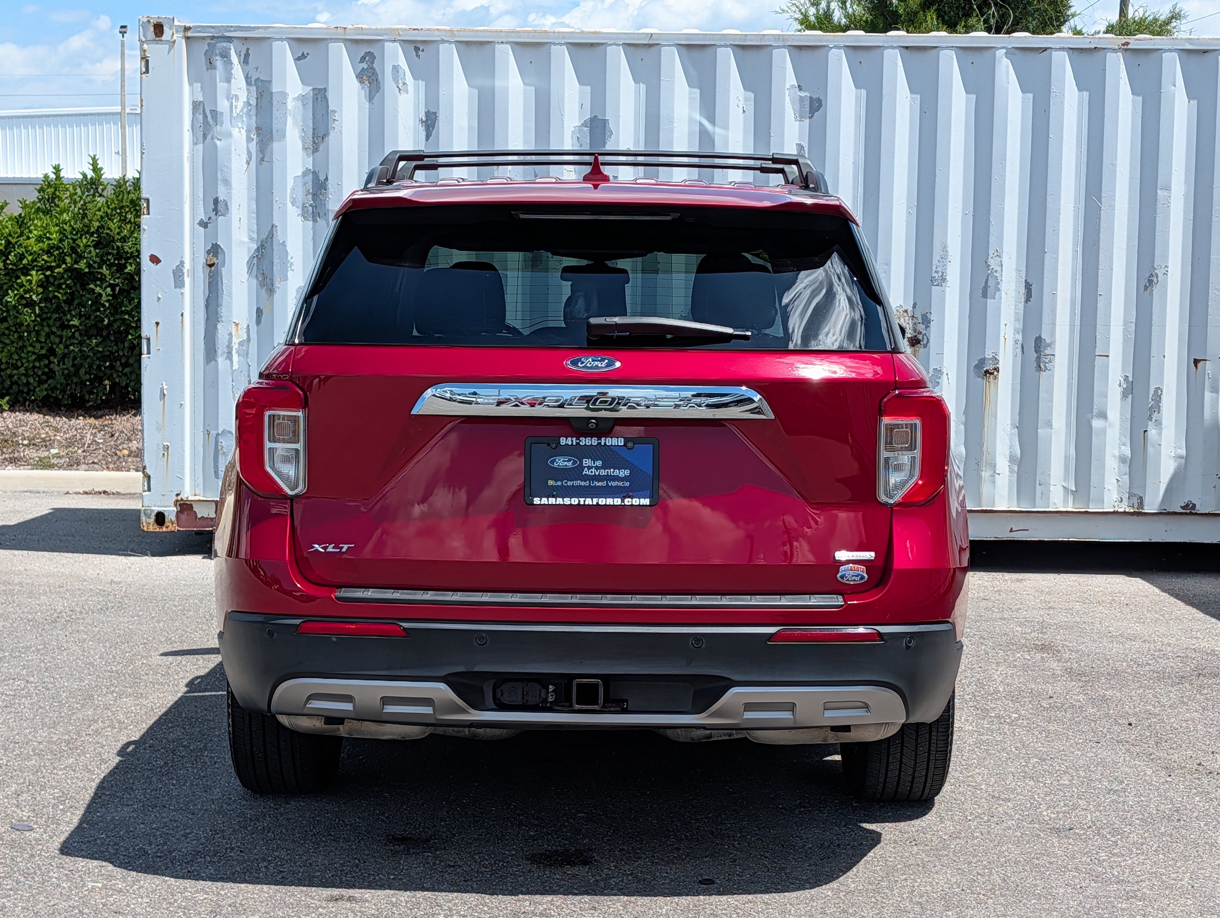 Certified 2020 Ford Explorer XLT w/ Equipment Group 202A RWD image 5