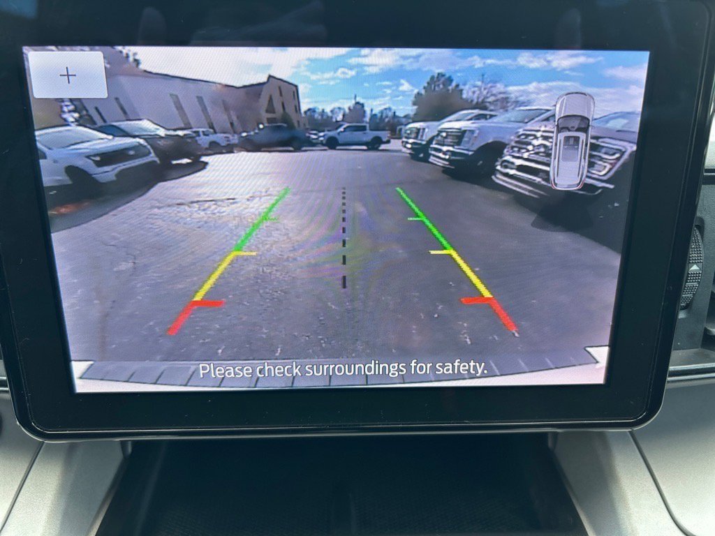 Certified 2023 Ford Explorer XLT image 29