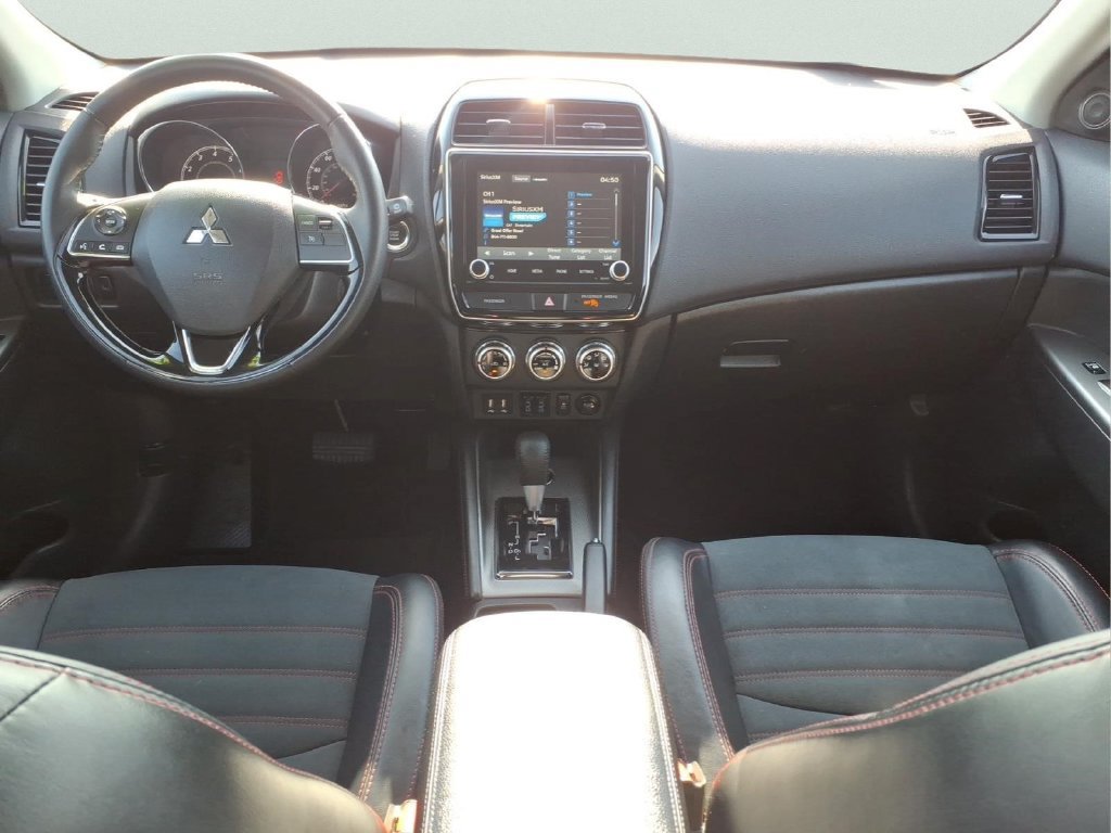 Used 2024 Mitsubishi Outlander Sport SE AWD/4WD image 13