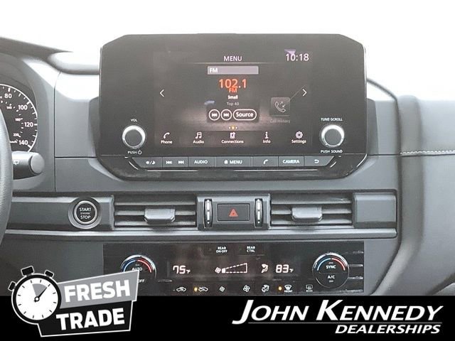 Used 2023 Nissan Pathfinder S image 19