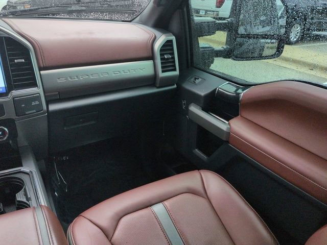Certified 2022 Ford F450 Platinum w/ FX4 Off-Road Package image 17