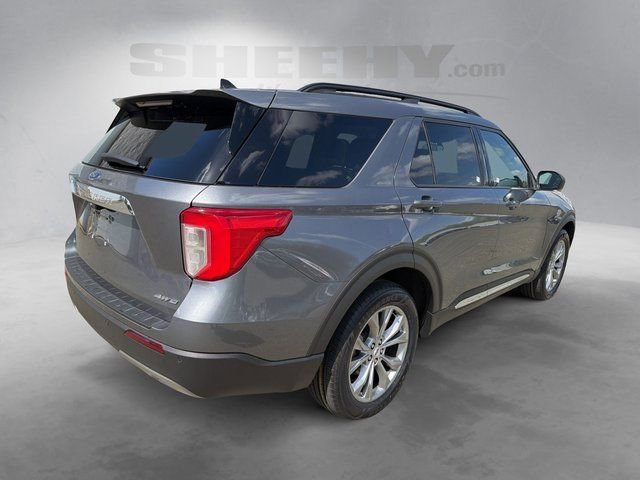Certified 2023 Ford Explorer XLT w/ Equipment Group 202A image 5