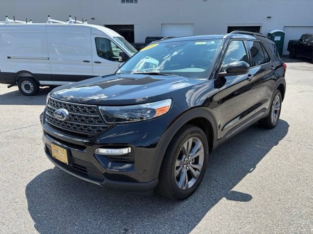 Certified 2022 Ford Explorer XLT w/ Equipment Group 202A AWD/4WD image 10