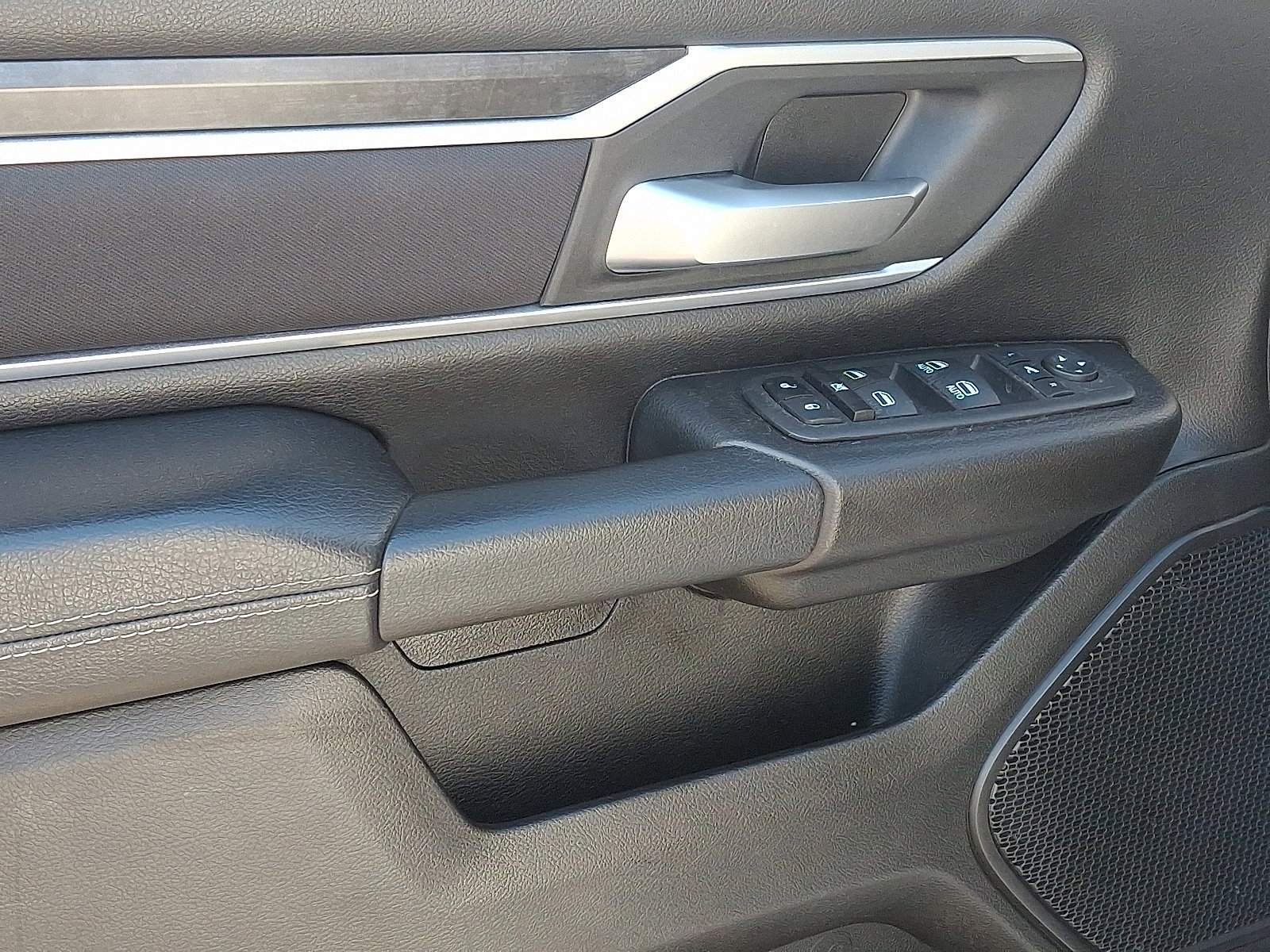 Used 2023 RAM 1500 Big Horn image 12