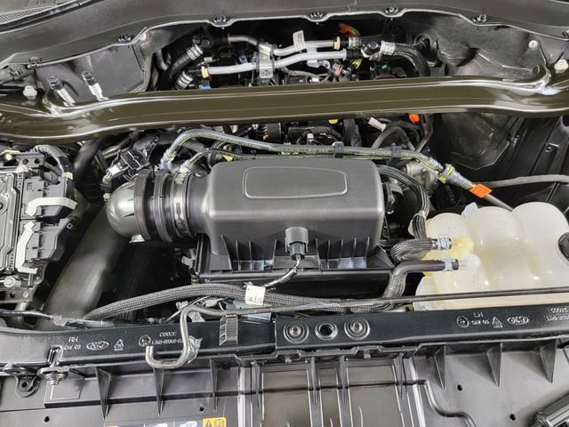 Certified 2023 Ford Explorer Limited w/ Limited Technology Package AWD/4WD image 36