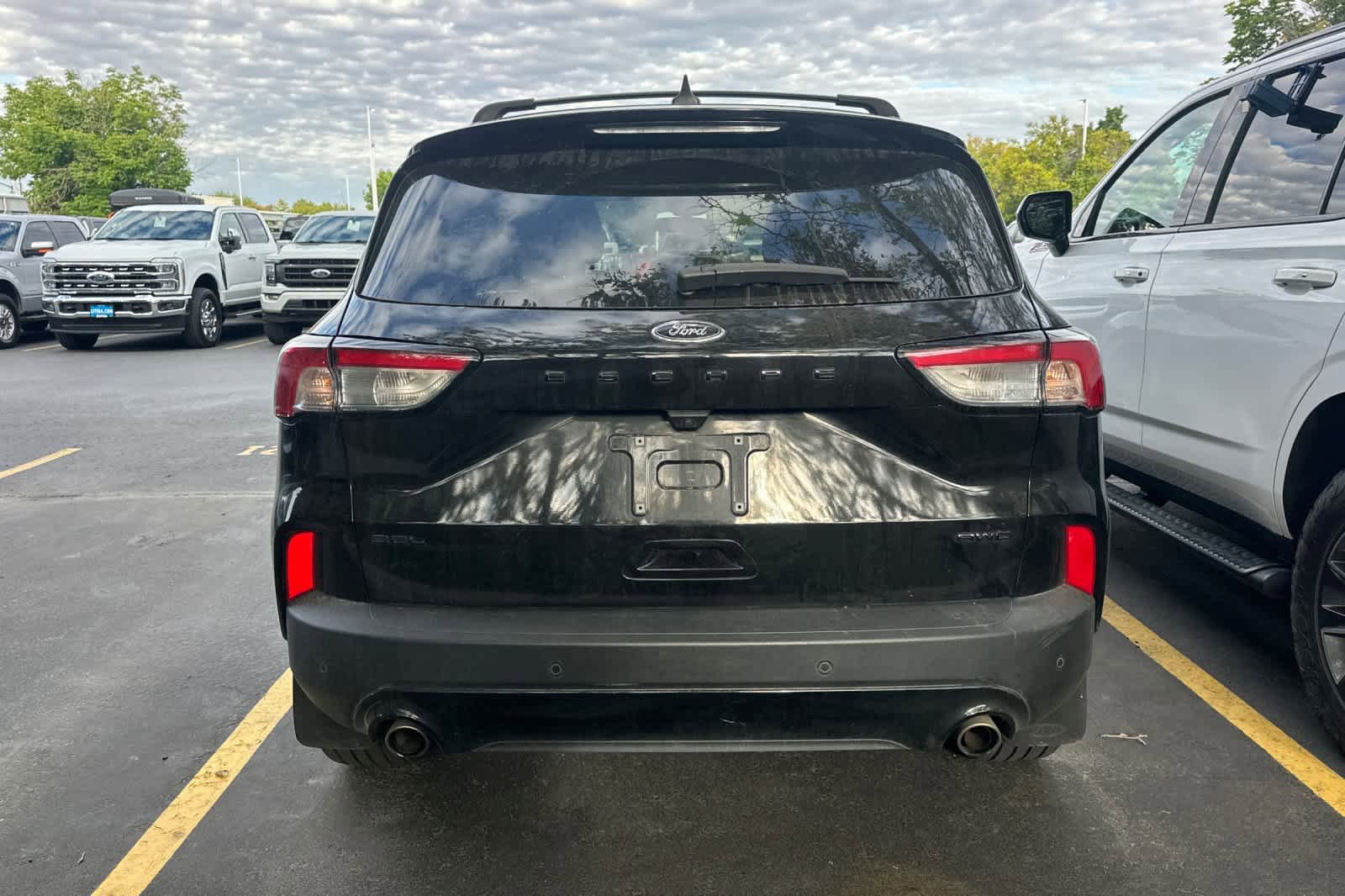 Certified 2022 Ford Escape SEL w/ SEL Stealth AWD Package image 5