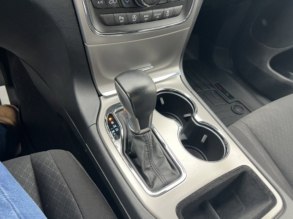 Used 2021 Jeep Grand Cherokee Laredo image 19