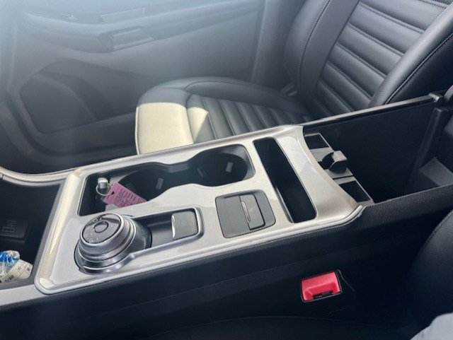 Certified 2024 Ford Edge SEL w/ Convenience Package image 20