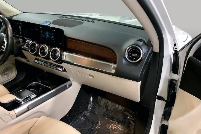 Used 2020 Mercedes-Benz GLB 250 4MATIC image 19