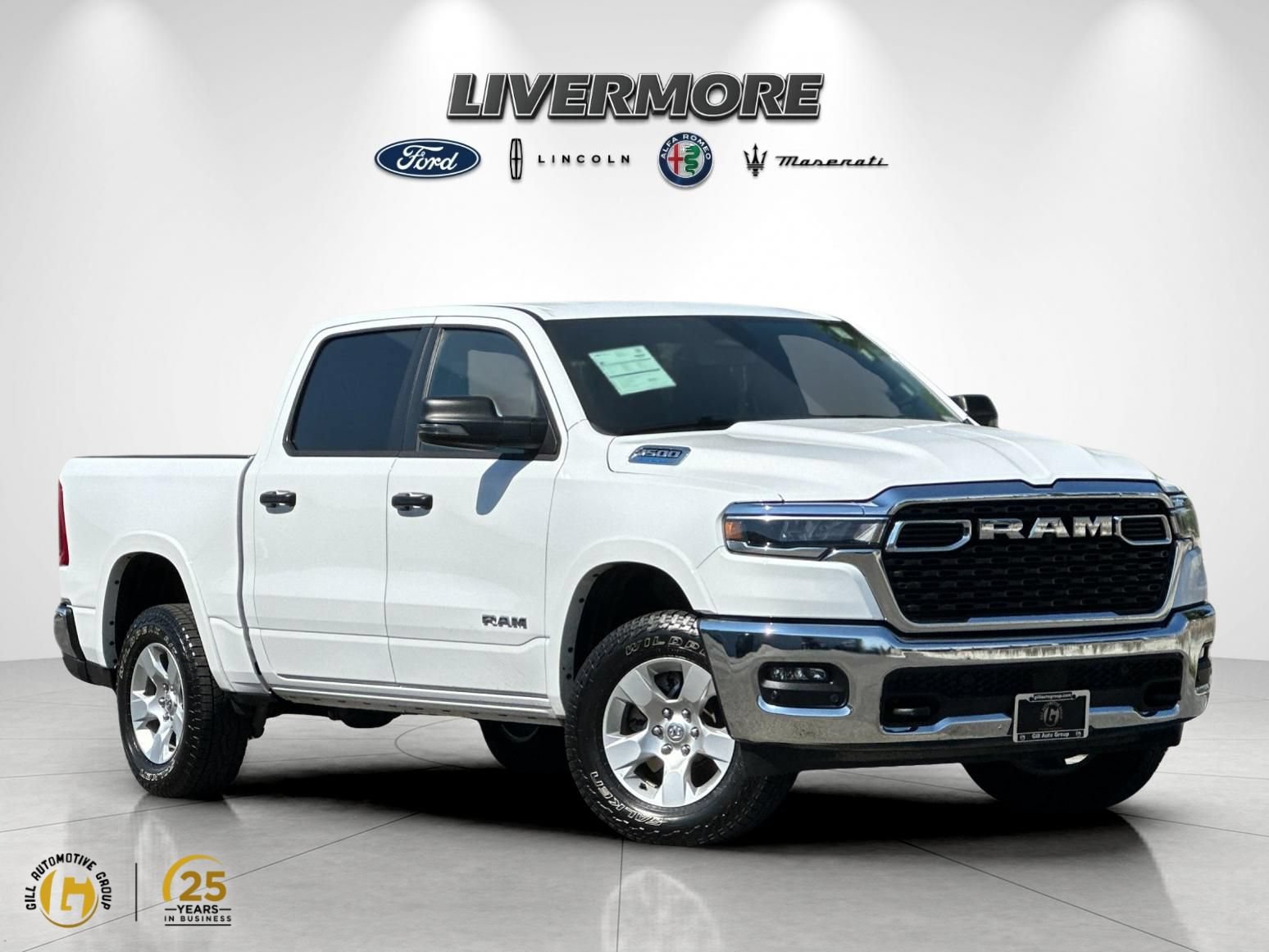 Used 2025 RAM 1500 Lone Star AWD/4WD image 1