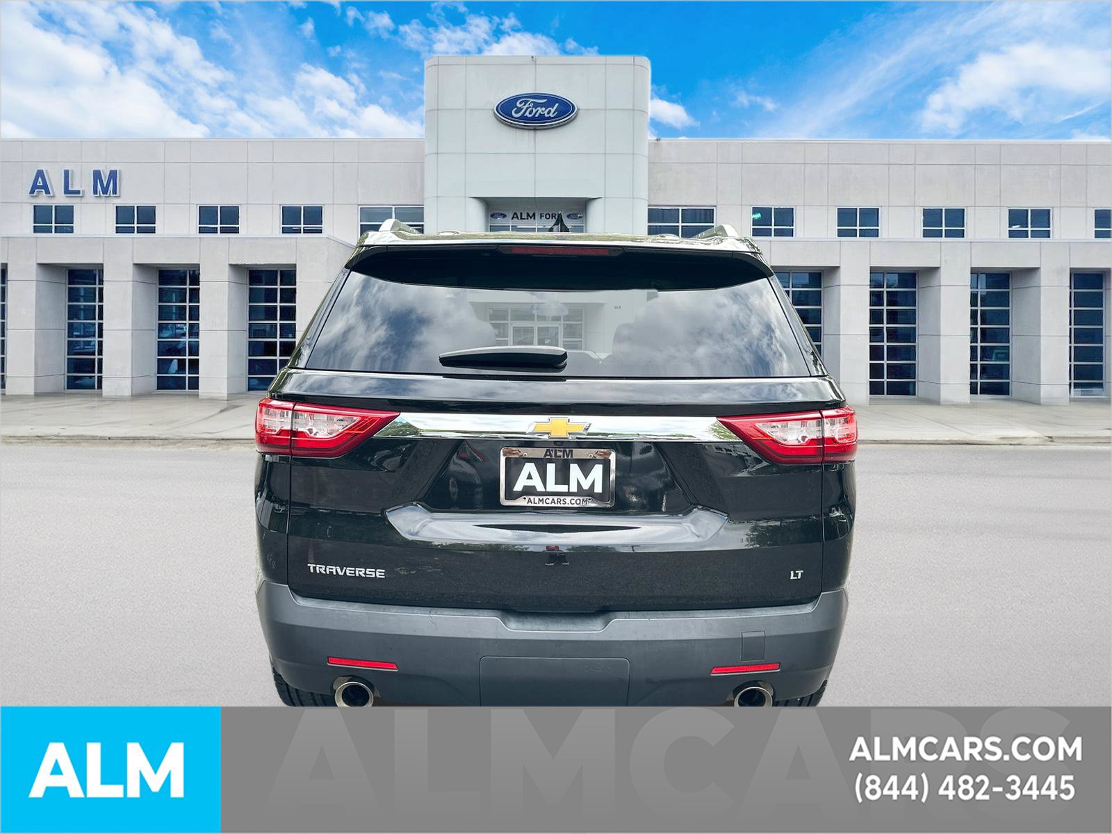 Used 2018 Chevrolet Traverse LT FWD image 6
