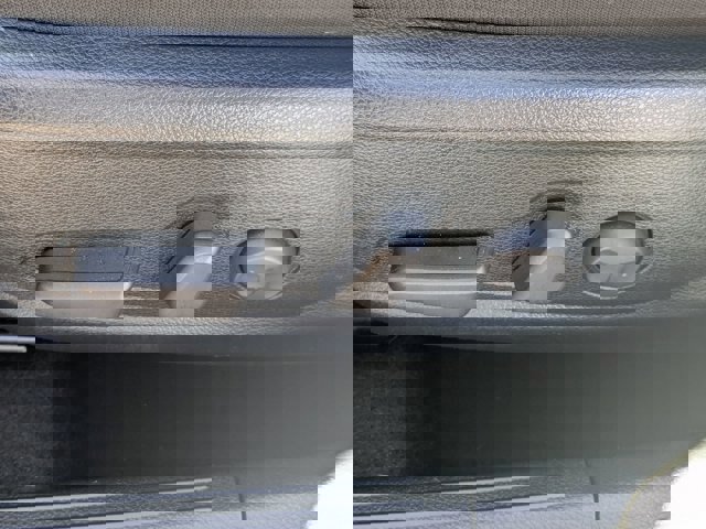 Used 2023 Kia Seltos EX image 18