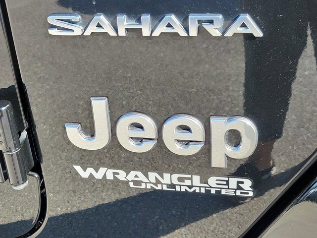 Used 2019 Jeep Wrangler Unlimited Sahara image 8