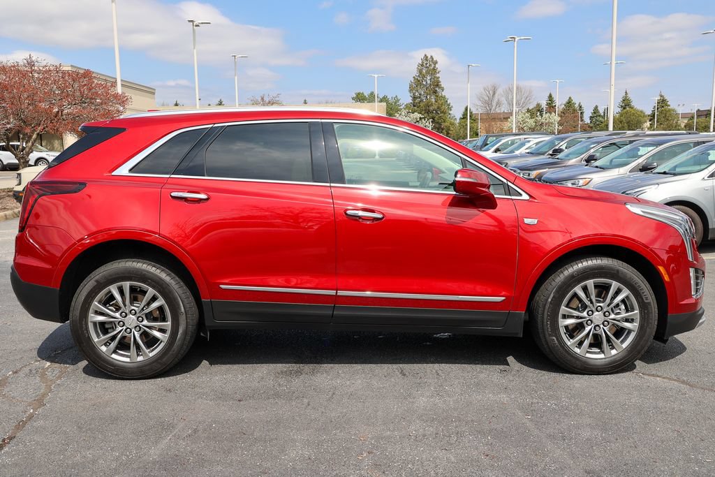 Used 2021 Cadillac XT5 Premium Luxury w/ LPO, Floor Liner Package AWD/4WD image 27