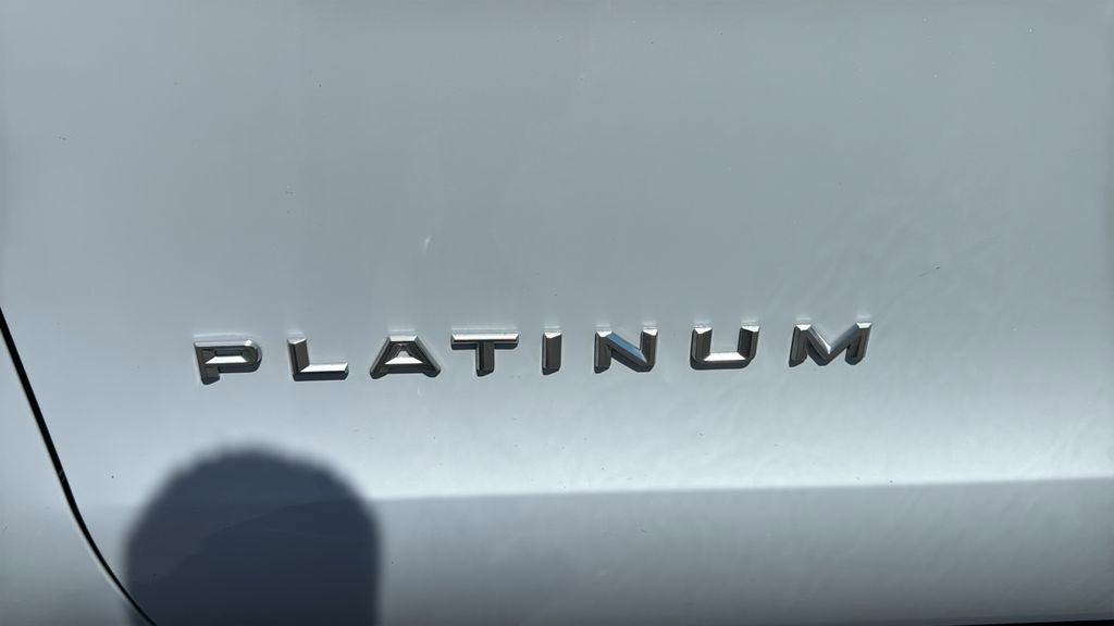 Certified 2025 Ford Expedition Platinum image 7