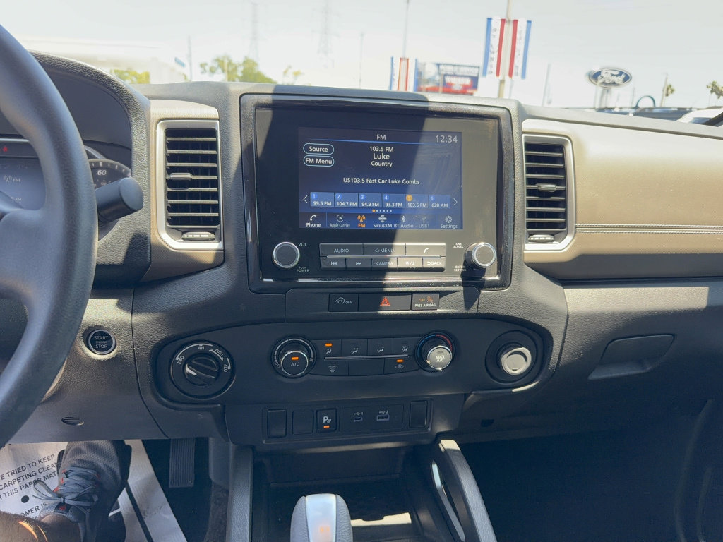 Used 2023 Nissan Frontier SV w/ Technology Package AWD/4WD image 19