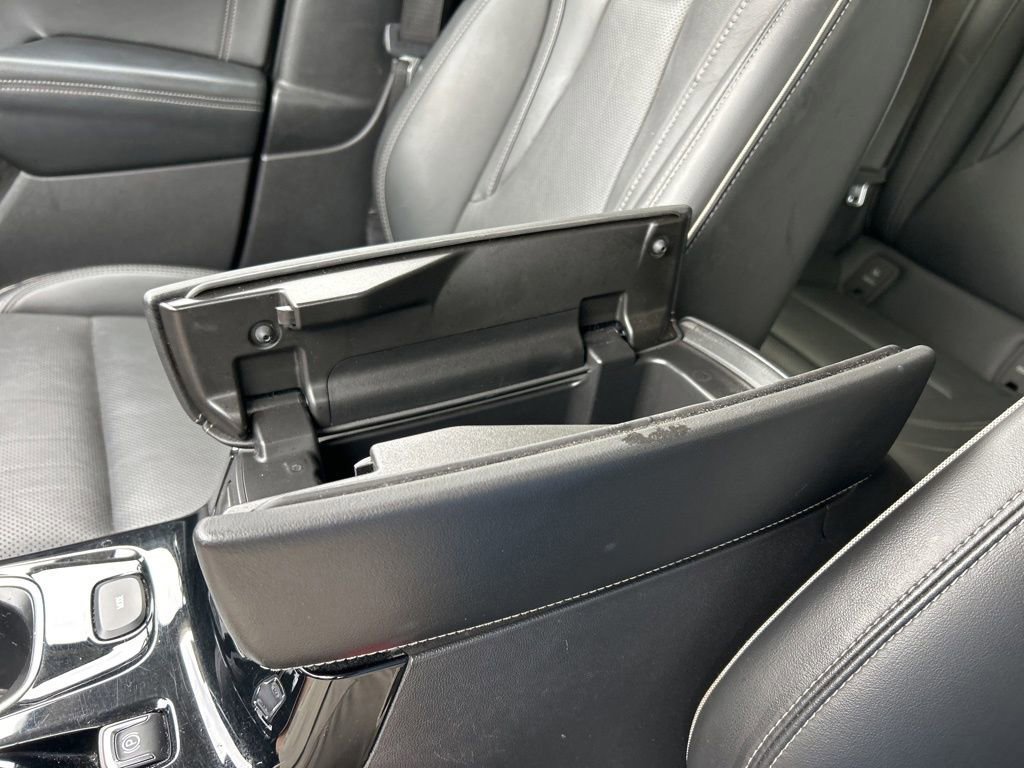 Used 2023 Buick Envision Essence image 32