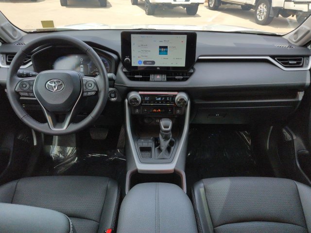 Used 2025 Toyota RAV4 Limited FWD image 15