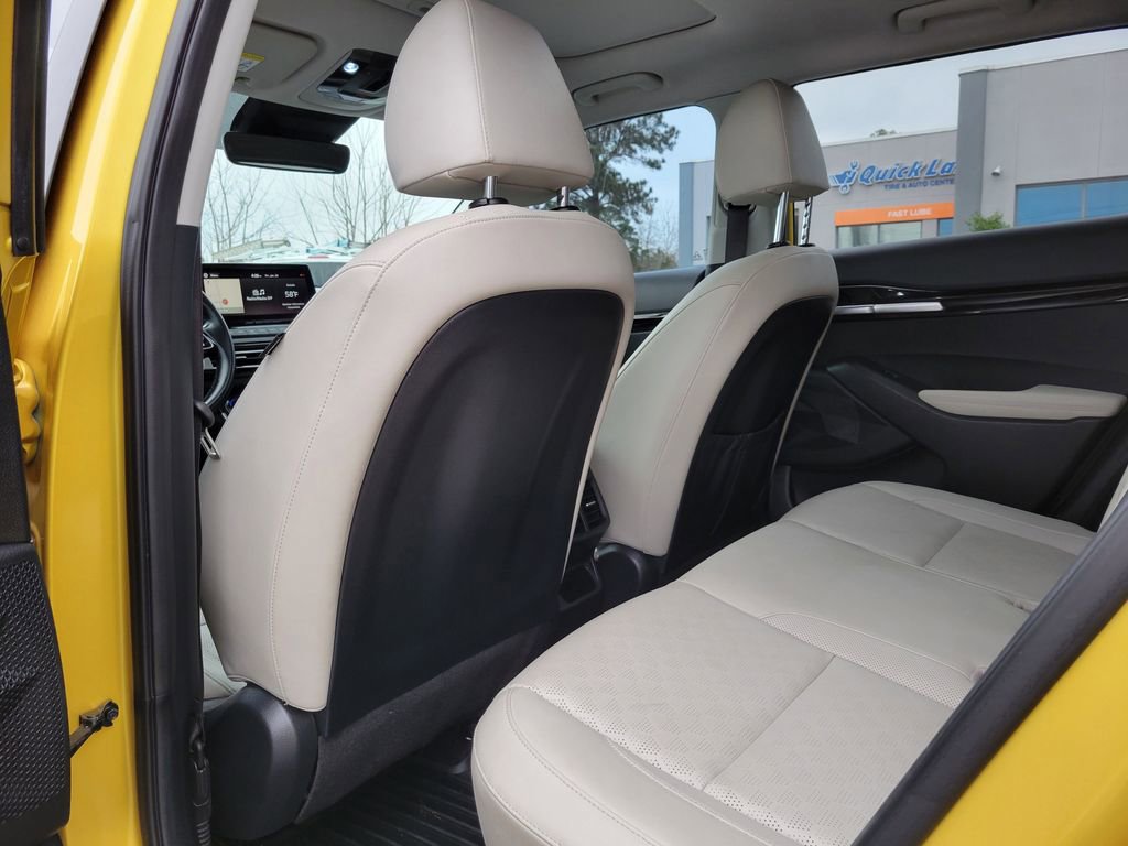 Used 2021 Kia Seltos SX w/ SX Sunroof Package image 14