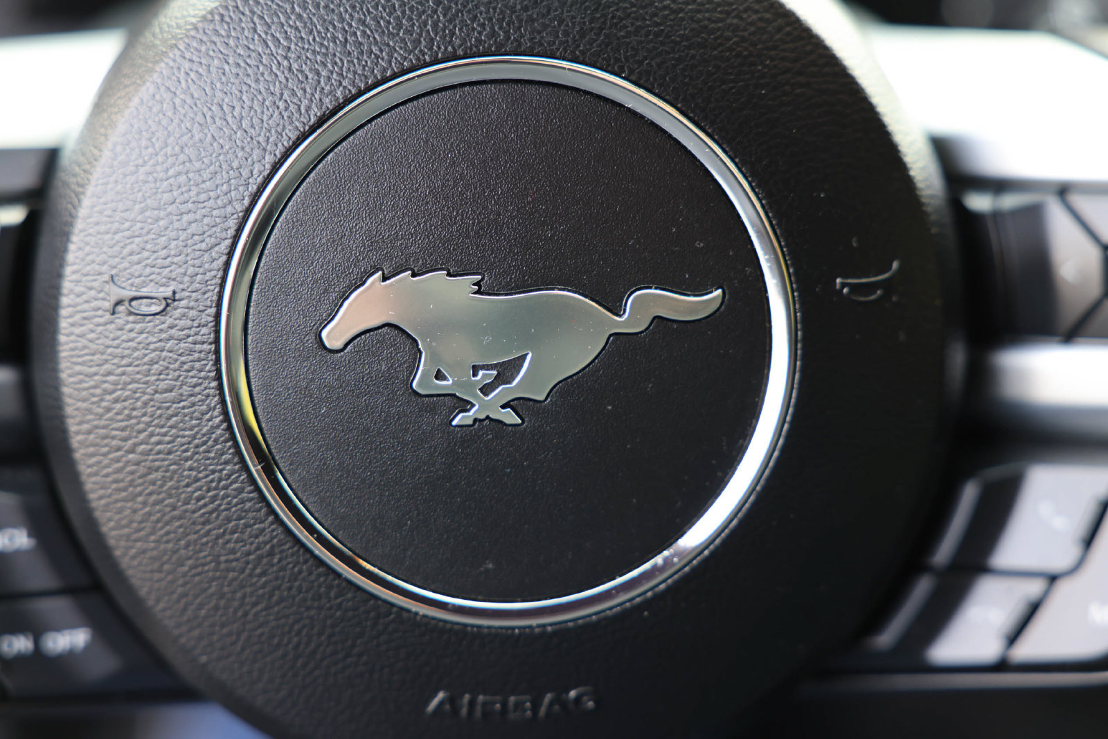 Certified 2019 Ford Mustang GT w/ Black Accent Package RWD image 20