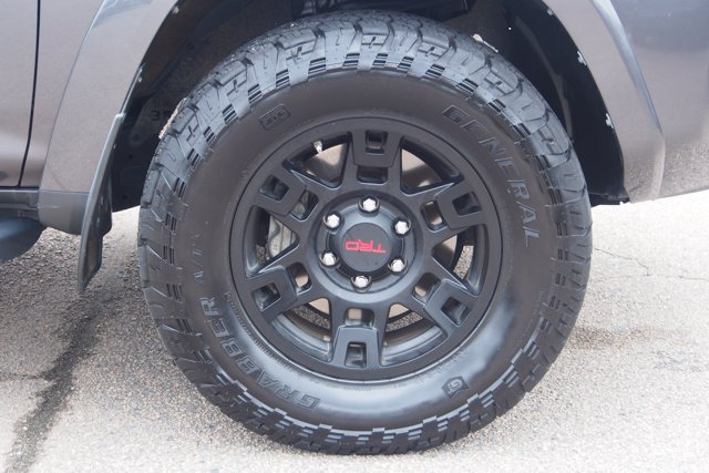 Used 2021 Toyota 4Runner TRD Off-Road Premium w/ Moonroof Package AWD/4WD image 9