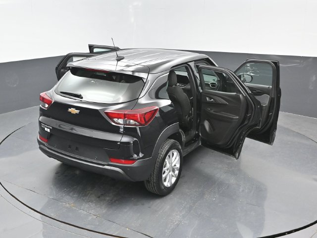 Used 2025 Chevrolet TrailBlazer LS w/ LS Confidence Package AWD/4WD image 26