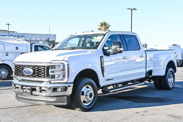 Certified 2024 Ford F350 Lariat w/ FX4 Off-Road Package AWD/4WD image 3