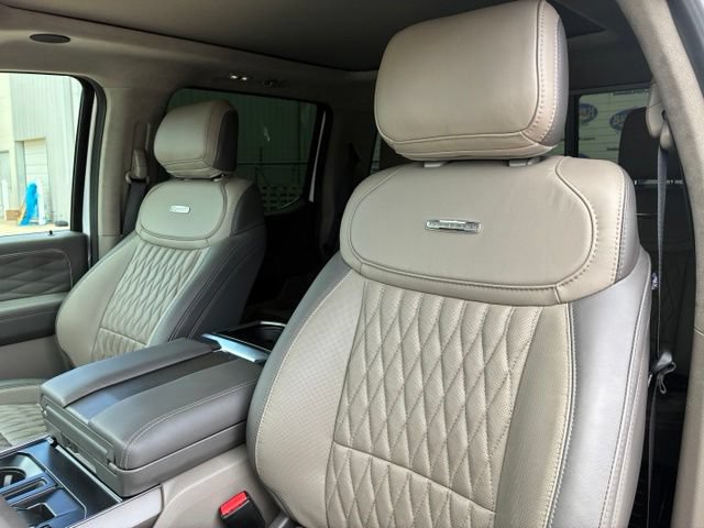 Certified 2025 Ford F150 Platinum w/ Equipment Group 703A Plus AWD/4WD image 9