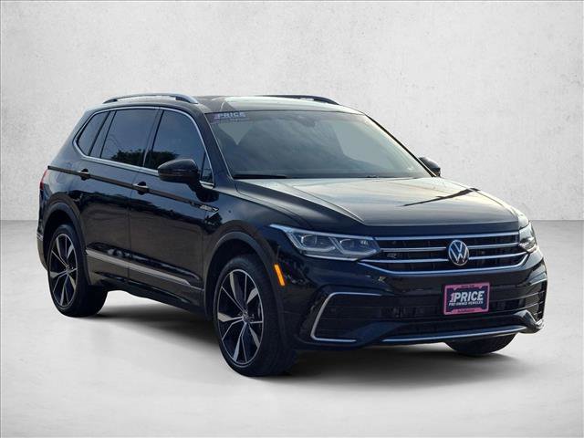 Used 2024 Volkswagen Tiguan SEL R-Line w/ MDO Package, Two-Row AWD/4WD image 3