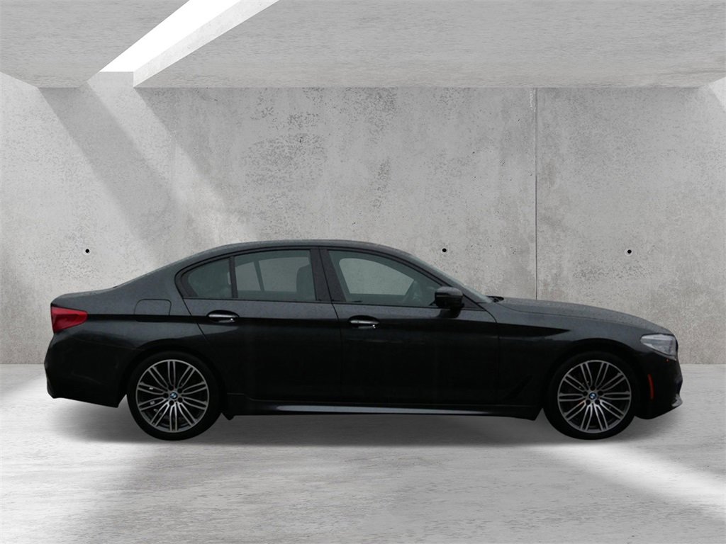 Used 2018 BMW 540i xDrive image 2