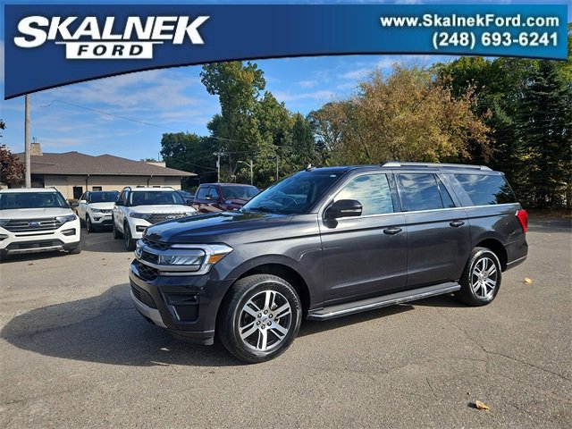 Certified 2022 Ford Expedition Max XLT image 7