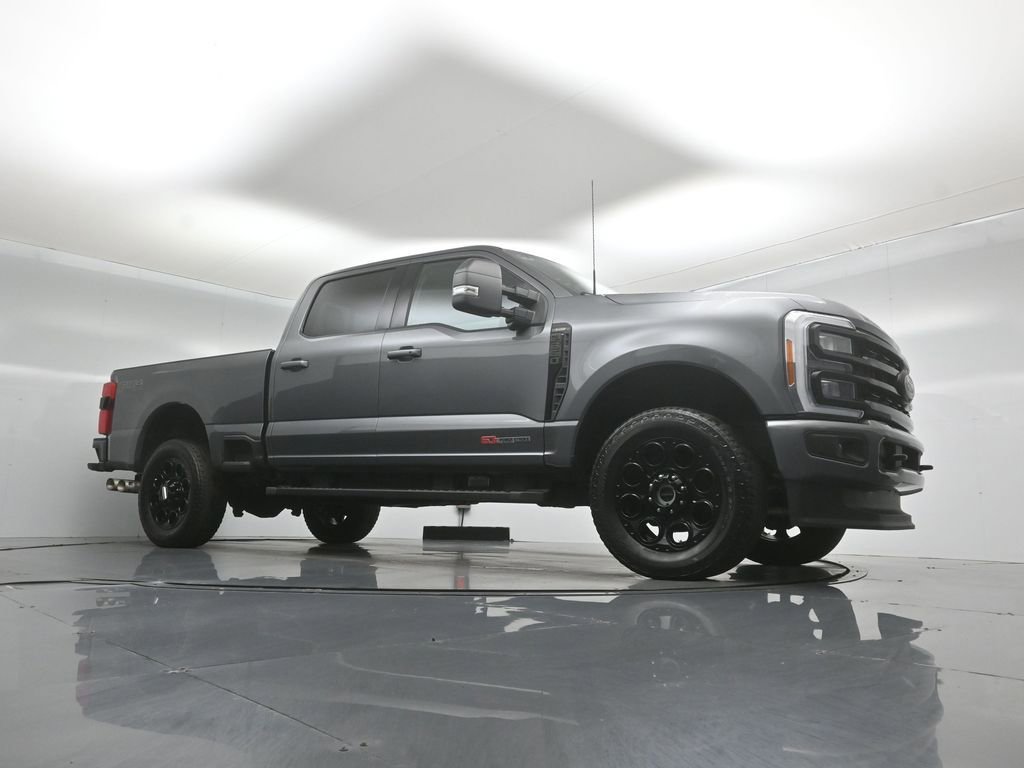 Certified 2023 Ford F350 XLT w/ Black Appearance Package AWD/4WD image 4
