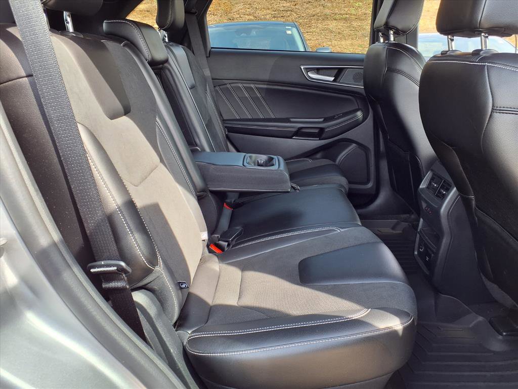 Certified 2021 Ford Edge ST w/ Equipment Group 401A image 9