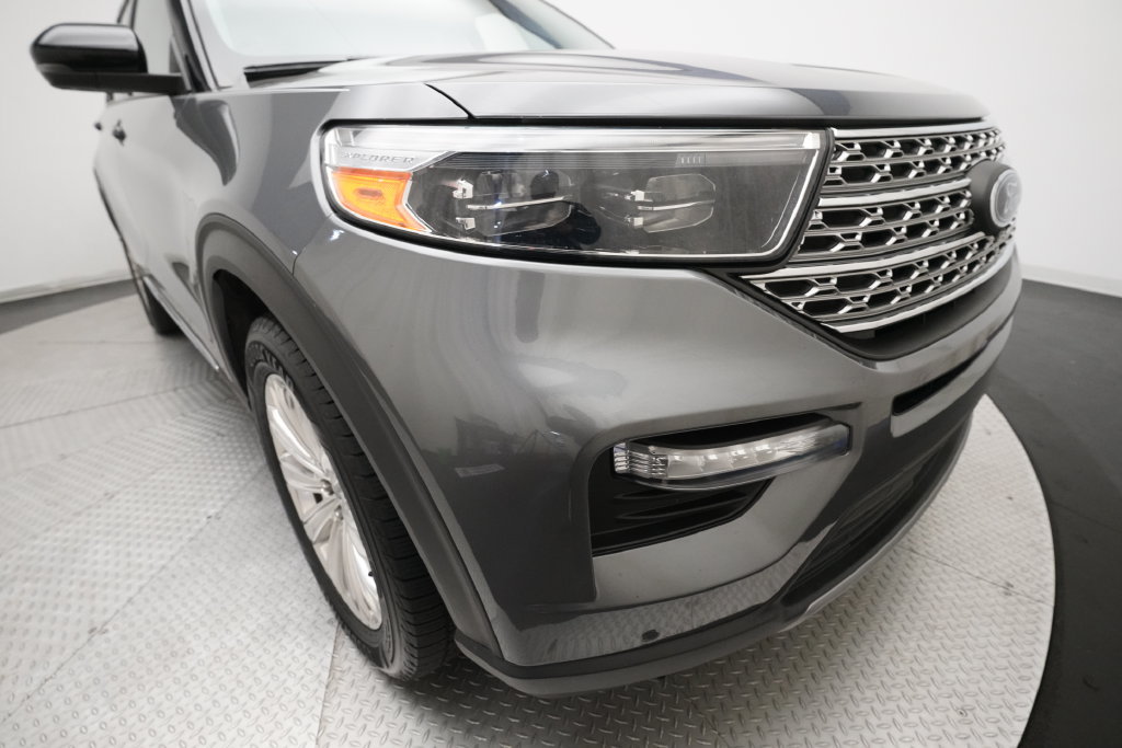 Certified 2021 Ford Explorer Limited w/ Equipment Group 301A AWD/4WD image 23