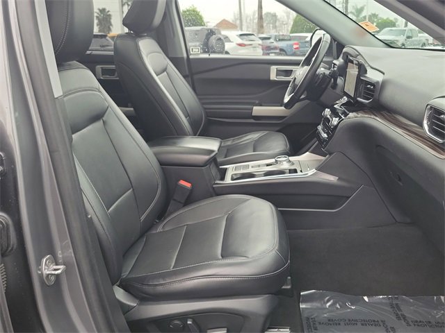 Certified 2021 Ford Explorer Limited w/ Hybrid Equipment Group 310A image 24