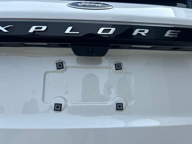Certified 2025 Ford Explorer Active w/ Active Comfort Package AWD/4WD image 8