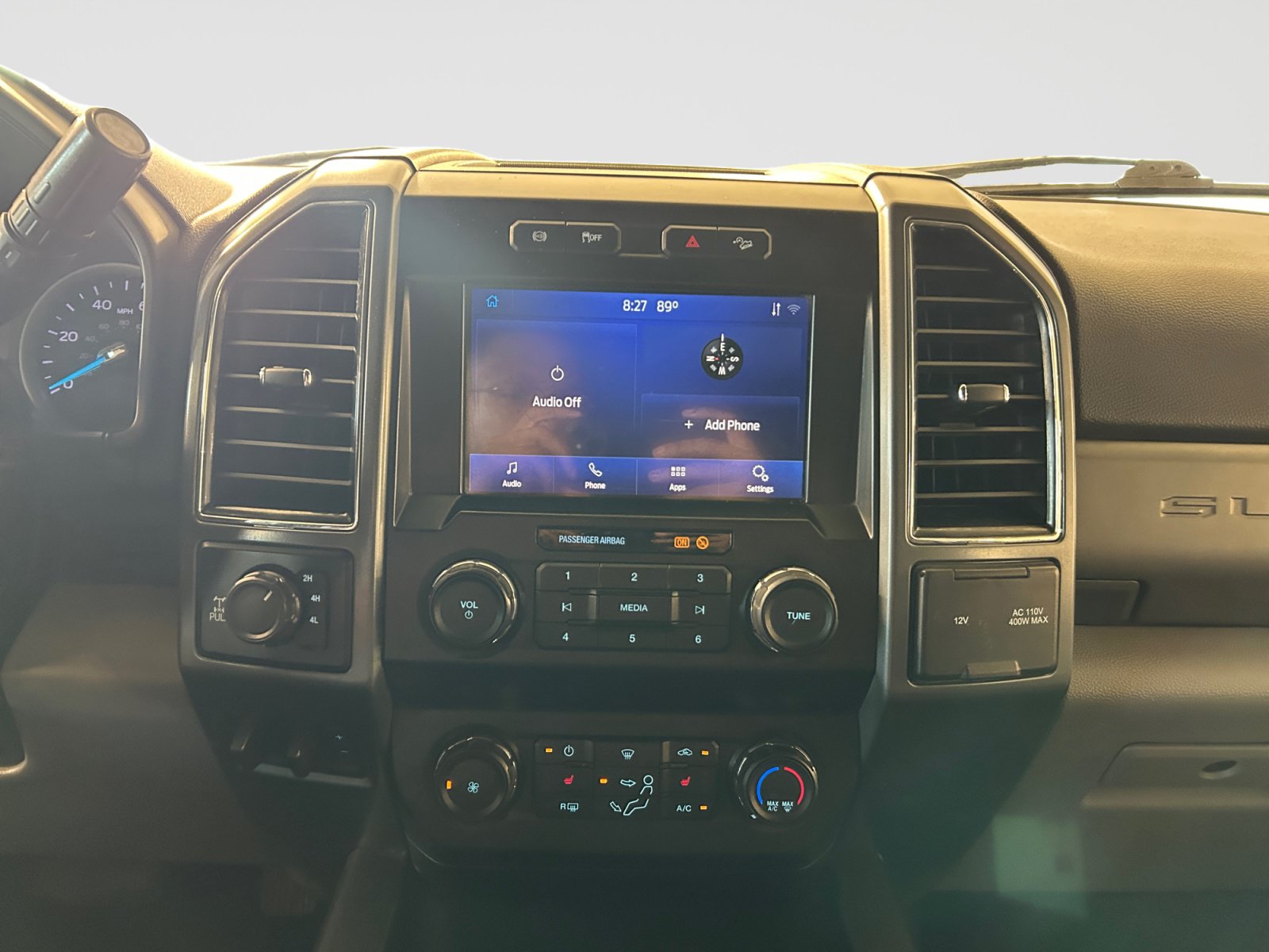Certified 2022 Ford F350 XLT w/ XLT Premium Package AWD/4WD image 15