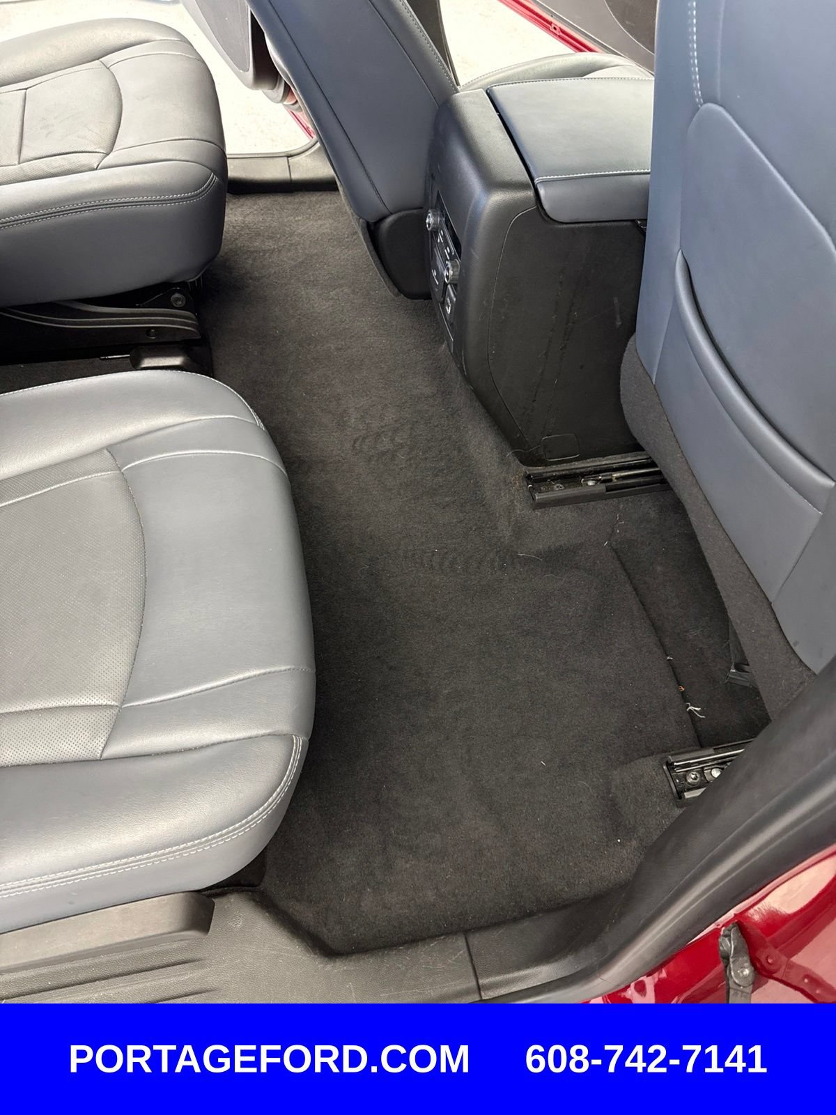 Used 2024 Buick Enclave Premium AWD/4WD image 30