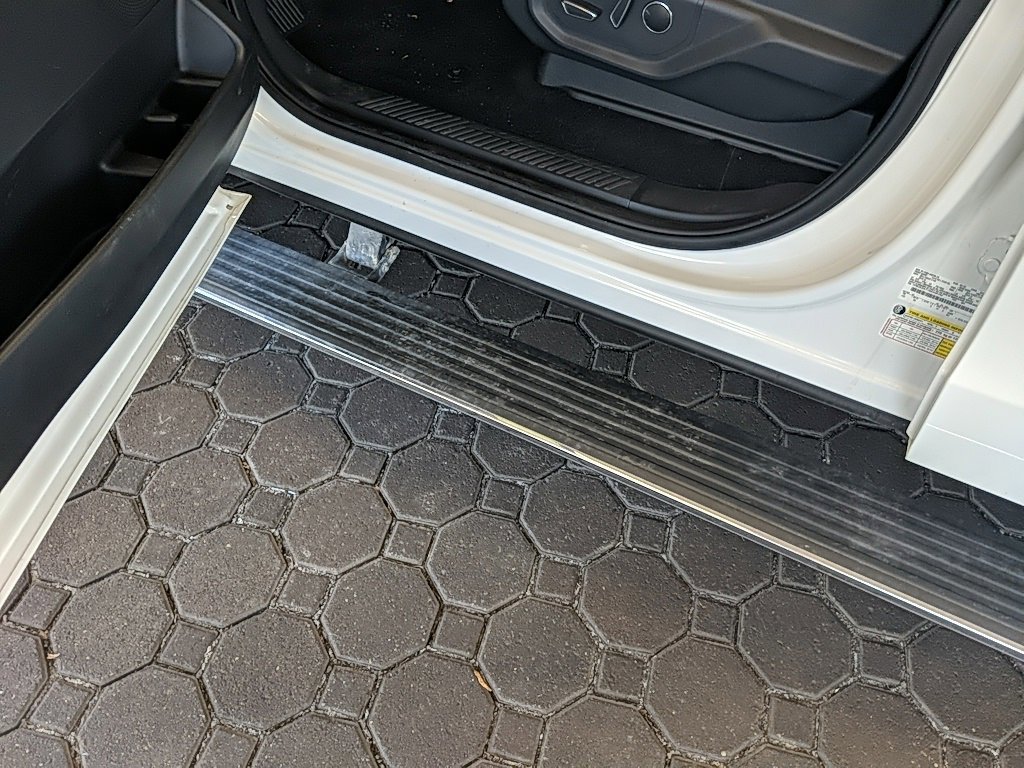 Certified 2022 Ford Expedition Max Limited image 11