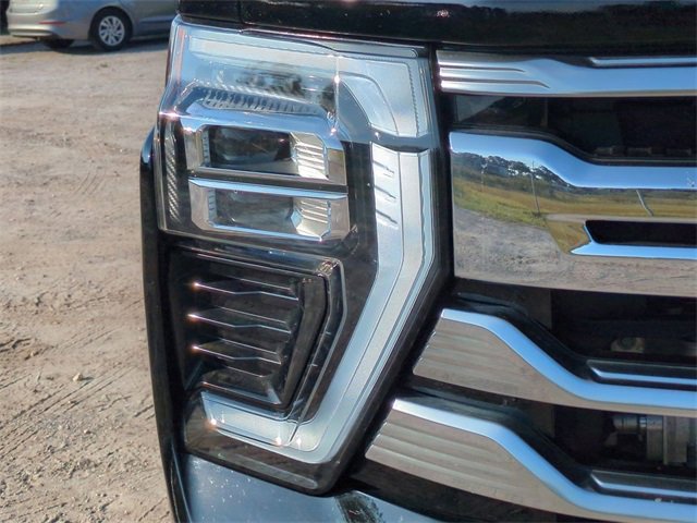 Used 2024 Chevrolet Silverado 3500 High Country w/ Technology Package image 10