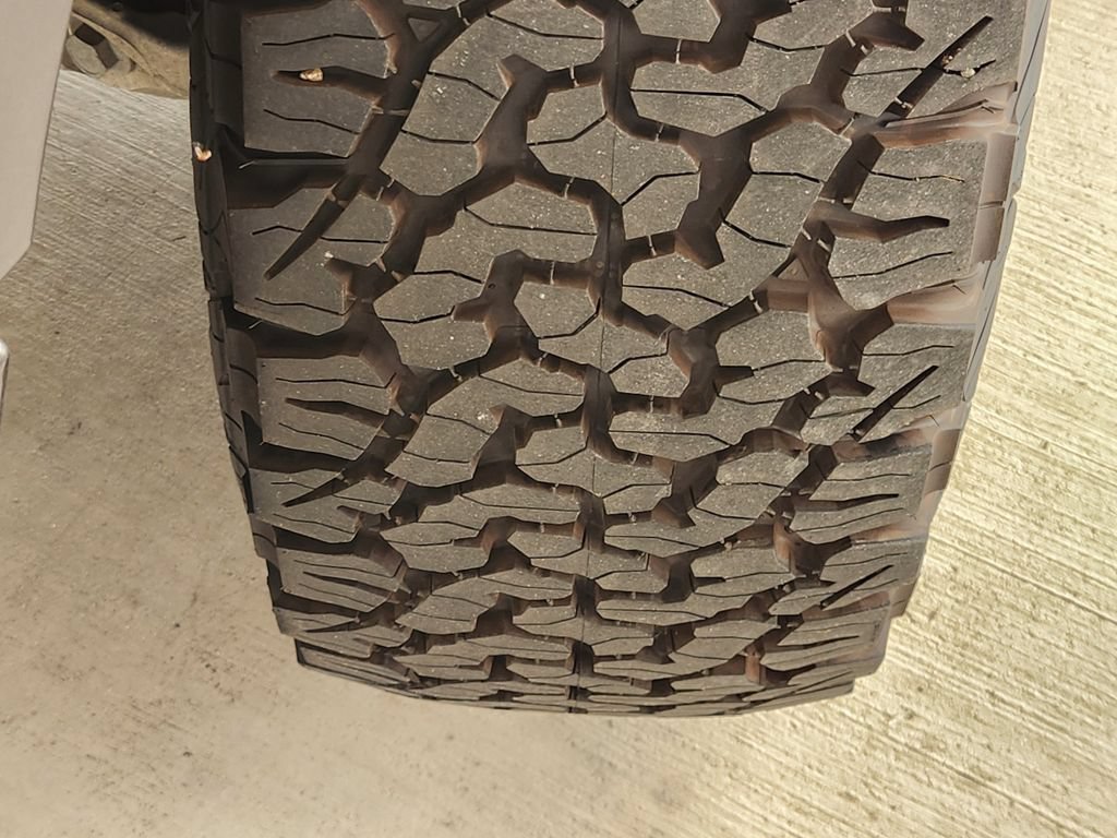 Certified 2022 Ford F150 Raptor w/ Equipment Group 801A High AWD/4WD image 11