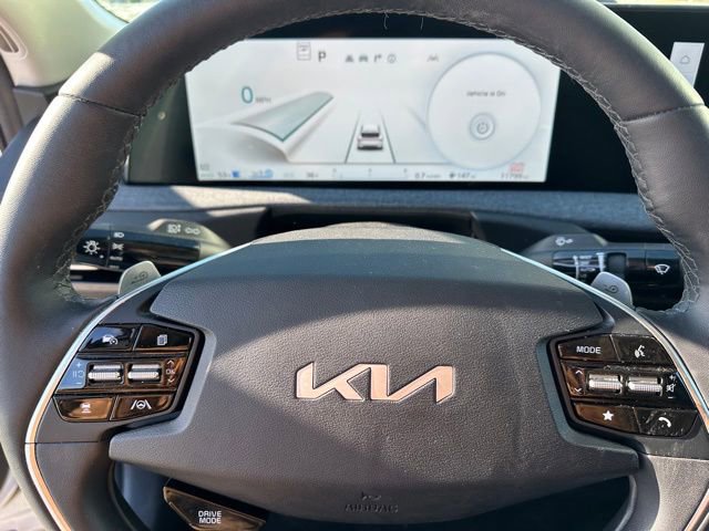 Used 2024 Kia EV6 Wind AWD/4WD image 25